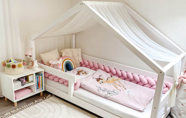 Cum să decorezi patul casei copilului tău?